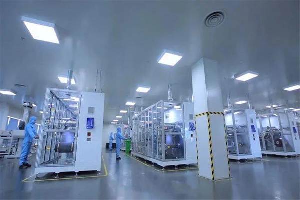 通过技术创新驱动，智能能源公司成功打造了高效智能化的能源解决方案，致力于推动能源行业向更为可持续的方向发展。