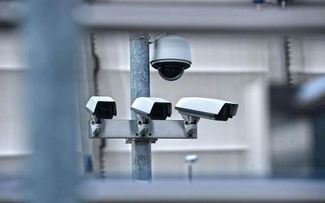 视频监控系统作为保障商业空间安全的重要工具，在现代社会发挥着不可或缺的作用。
