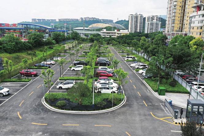 停车场系统的出现为解决城市停车难题和提升行车乐趣带来了新的可能性。其智能化、数据管理和智能导航等功能为车主提供了全新的停车体验，同时也为城市交通管理带来了新的管理理念和手段。随着科技的不断发展和应用，相信停车场系统将会在未来的城市交通中发挥越来越重要的作用，为城市交通带来更多的便利和效率。
