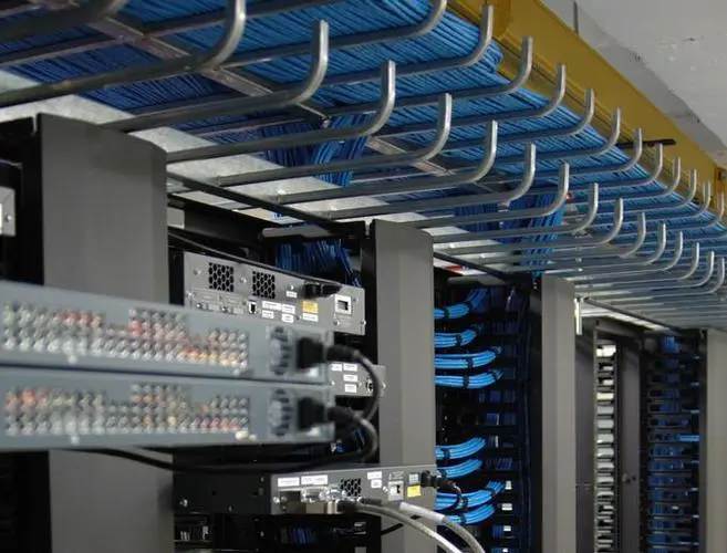 弱电工程施工管理实用指南的制定对于提高弱电工程施工质量、保障工程安全、提升工程效率具有重要意义。